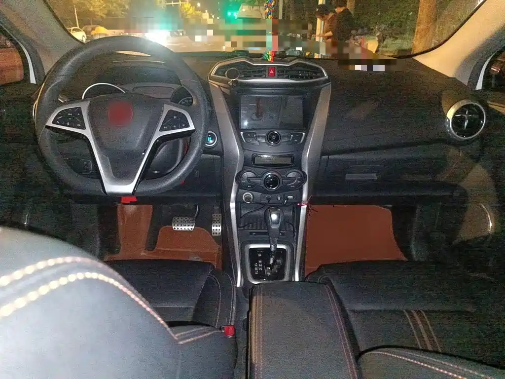 BYD Yuan — миниатюра 10