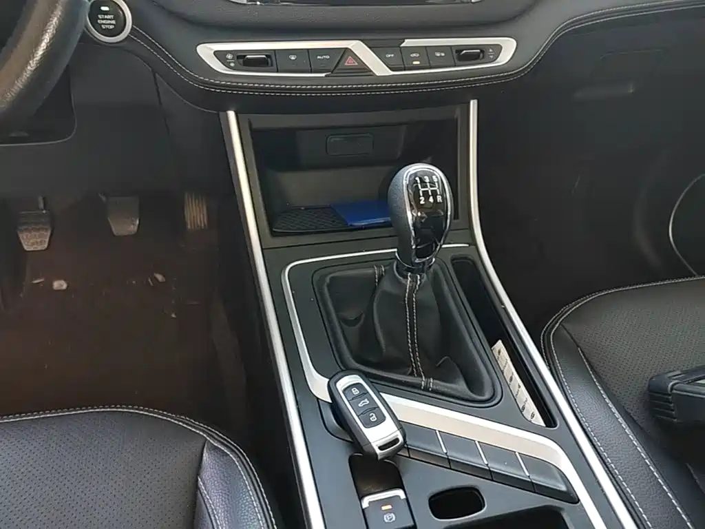Geely Vision X6 — миниатюра 14