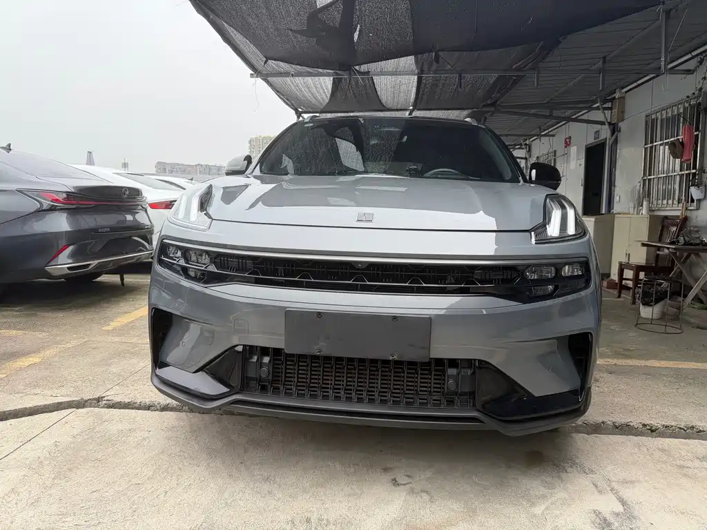Lynk & Co 06 — миниатюра 3