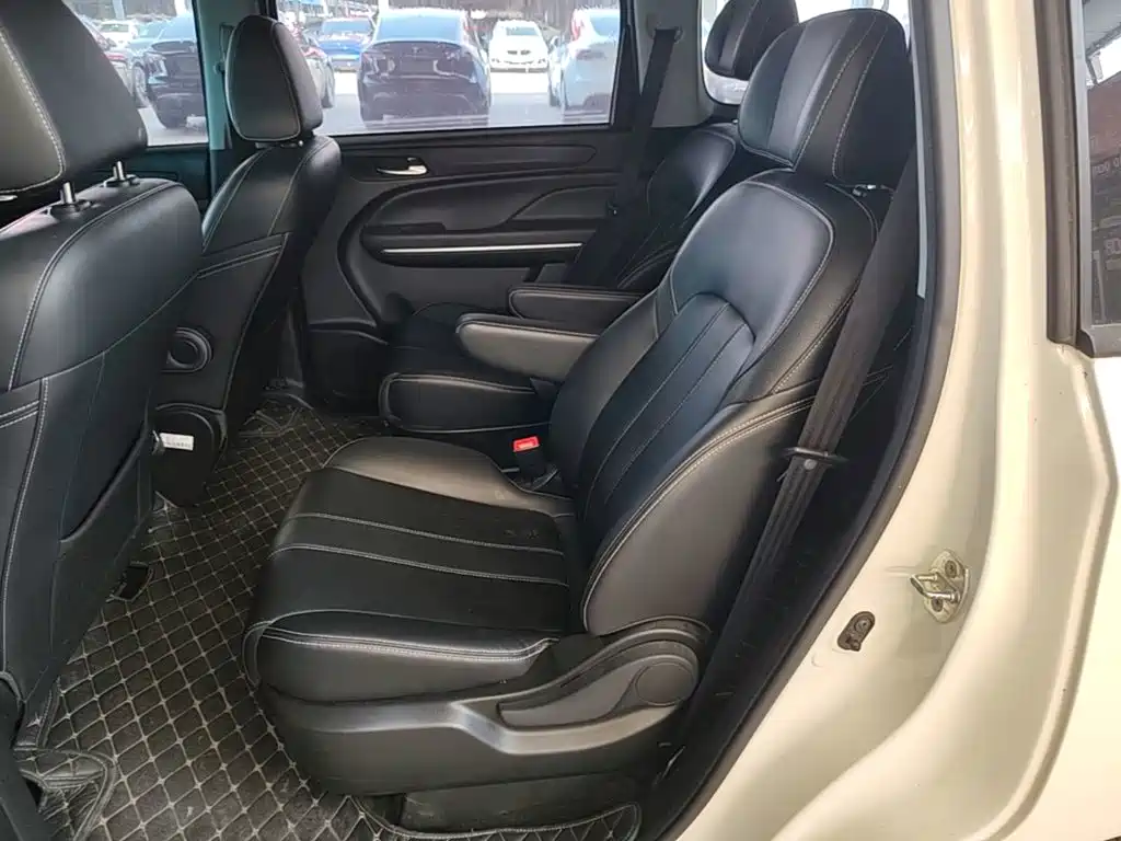GAC Motor Trumpchi M6 — миниатюра 17