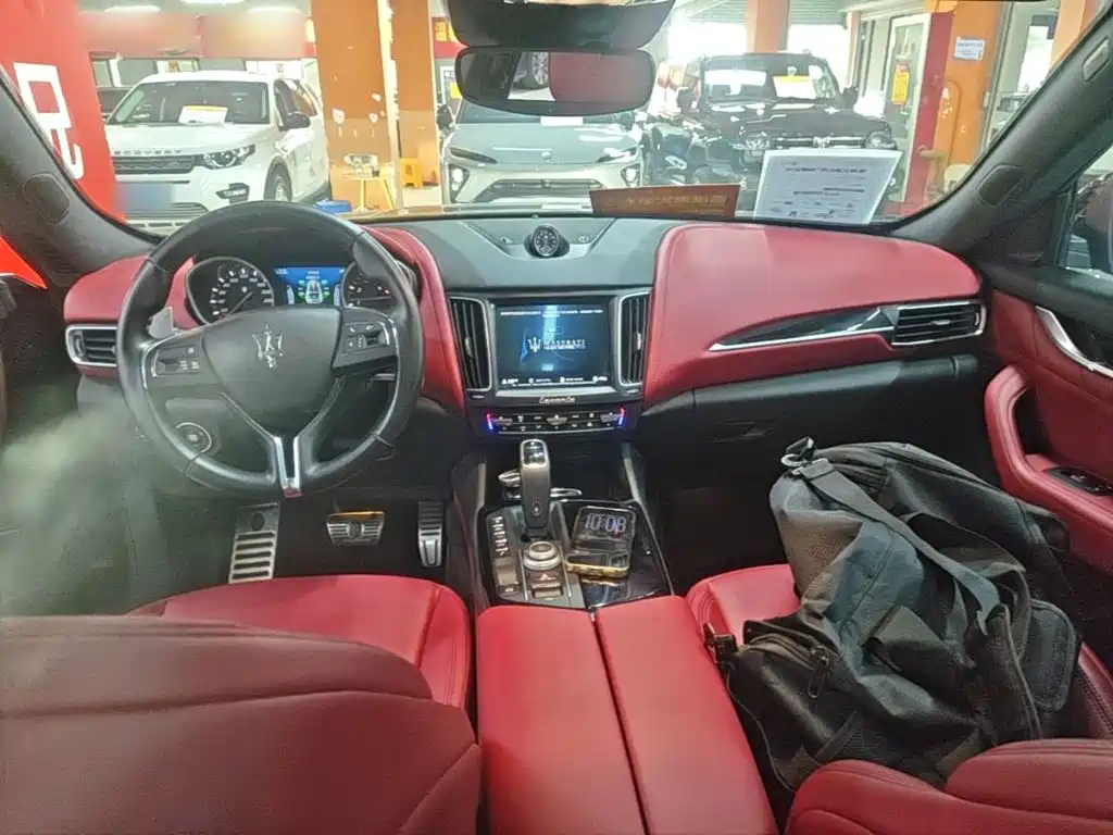 Maserati Levante — миниатюра 10