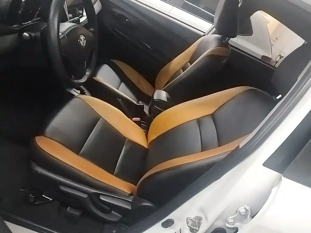 Toyota Vios FS — миниатюра 15