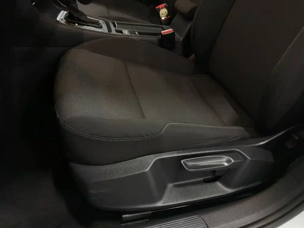 Volkswagen Golf — миниатюра 20