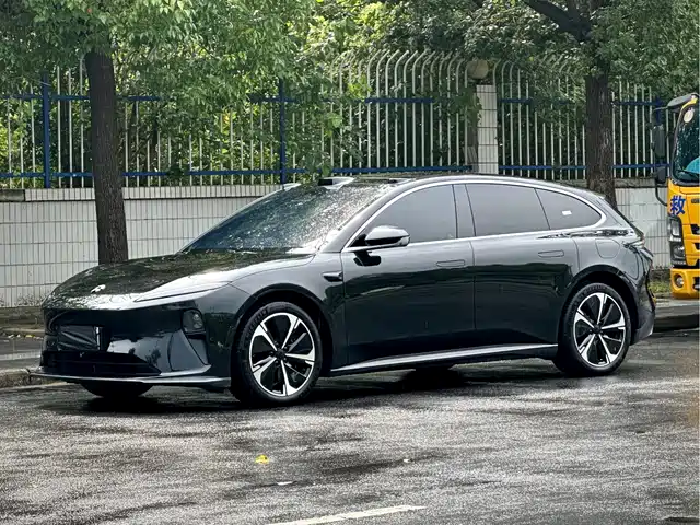2024 Nio ET5
