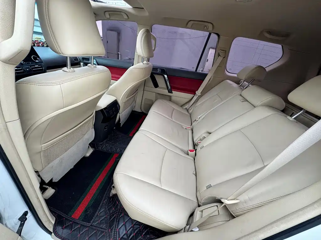 Toyota Prado — миниатюра 12
