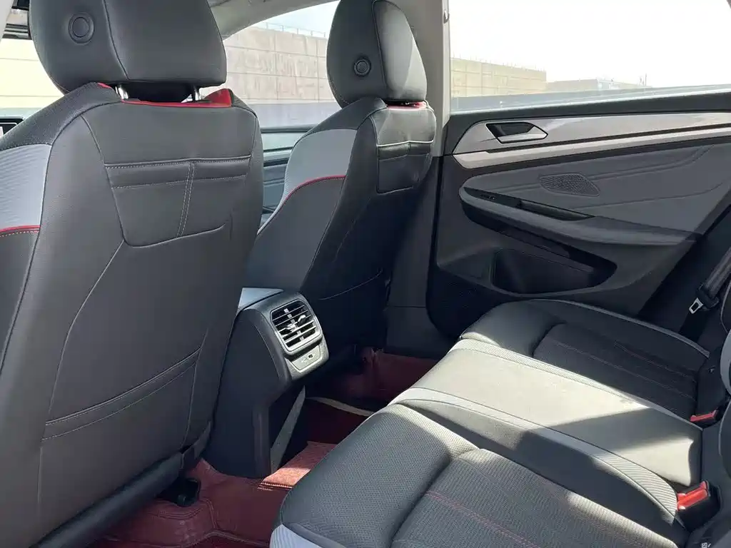 Volkswagen Lamando — миниатюра 5