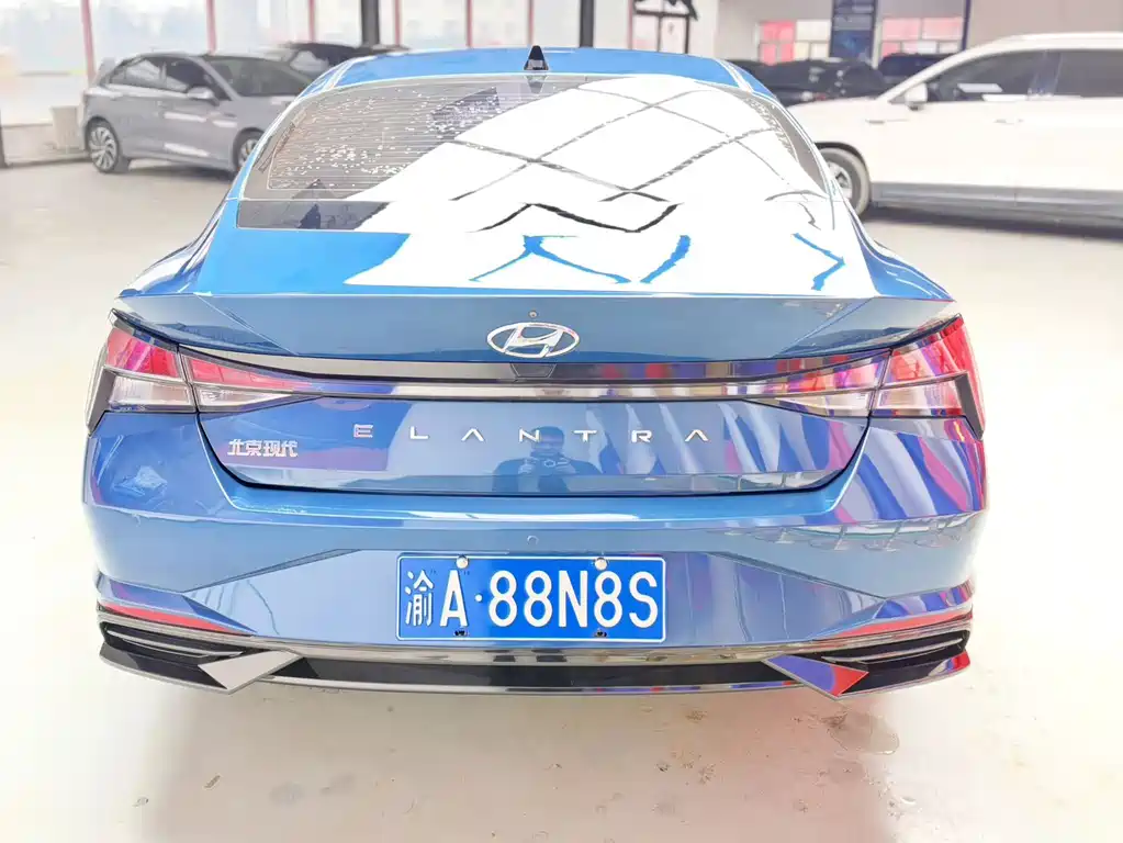 Hyundai Elantra — миниатюра 5