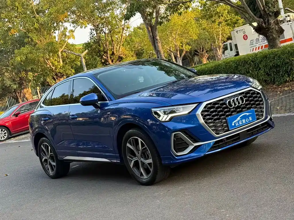 AUDI Q3 SPORTBACK