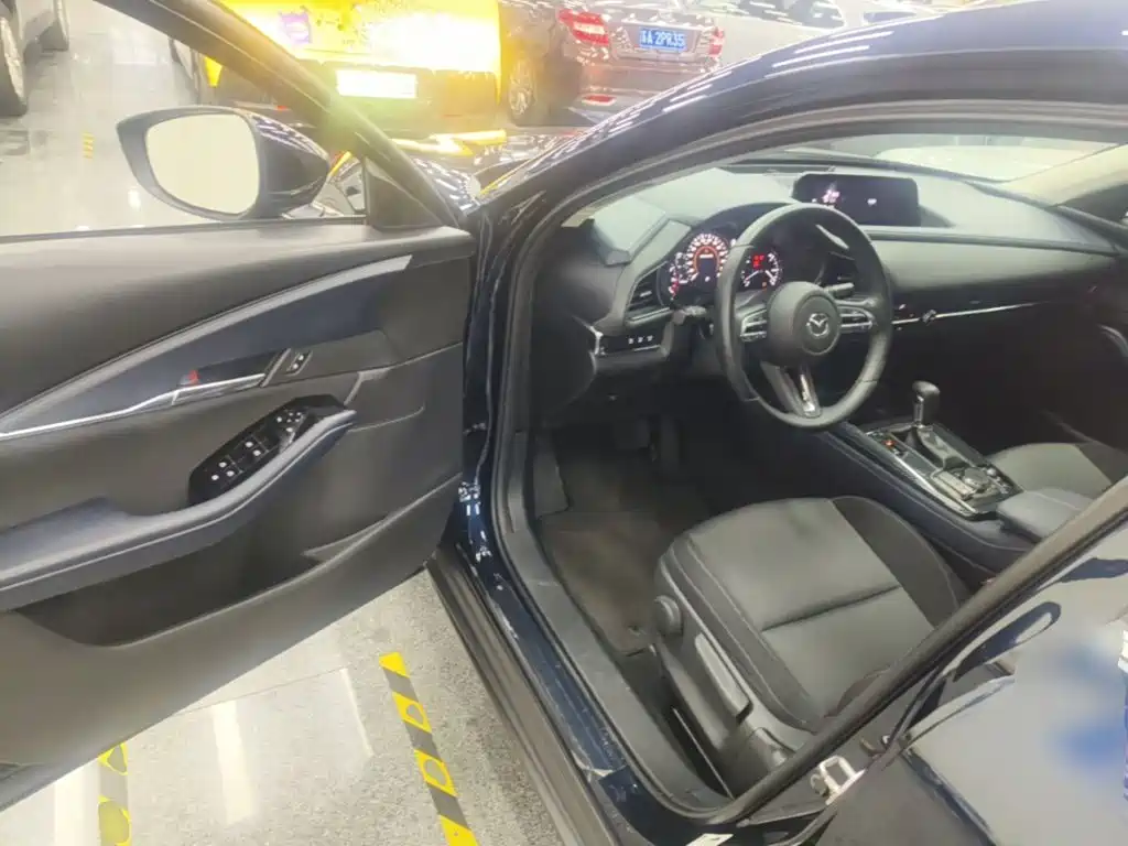 Mazda CX-30 — миниатюра 16