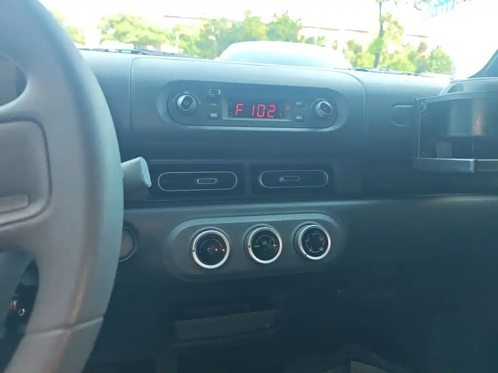Wuling Zhiguang EV — миниатюра 13