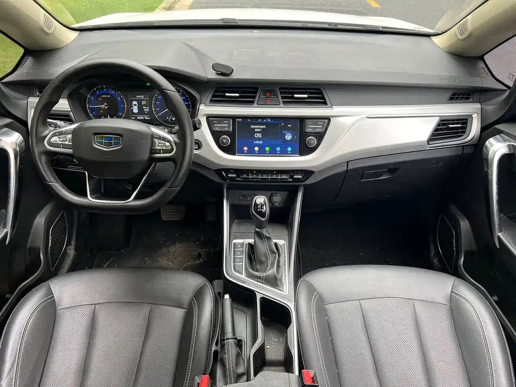 Geely Vision X3 — миниатюра 13