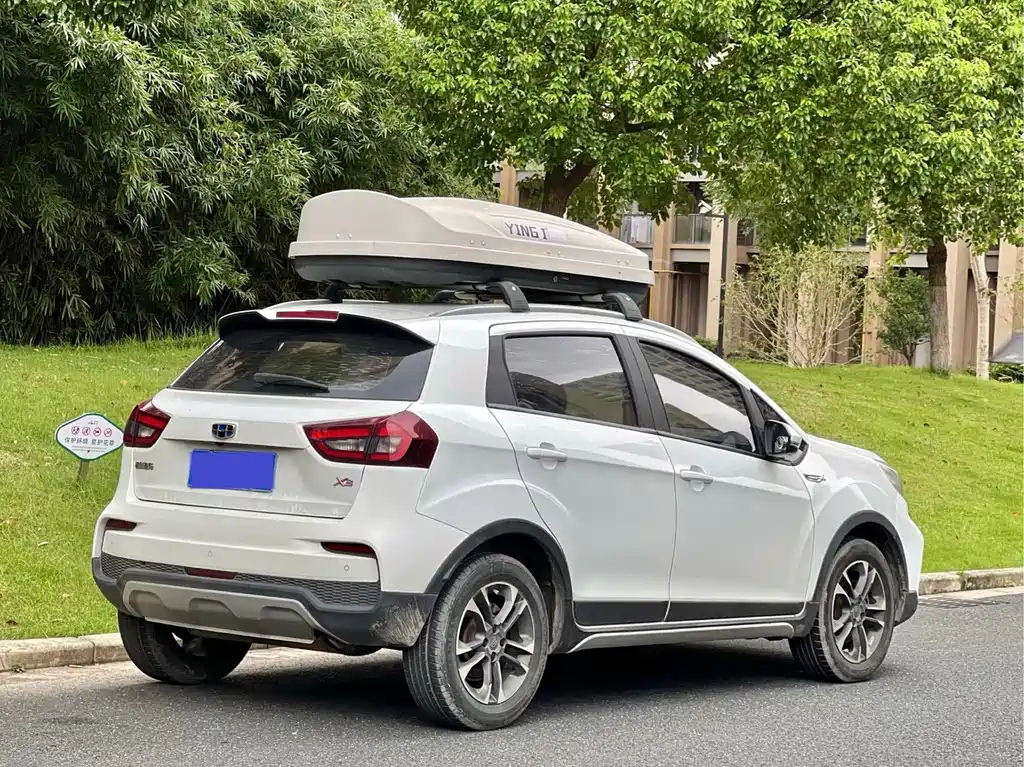 Geely Vision X3 — миниатюра 16