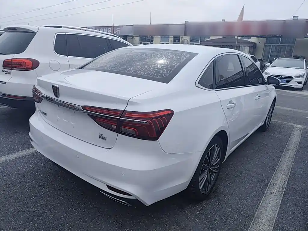 Roewe i6 Classic — миниатюра 7