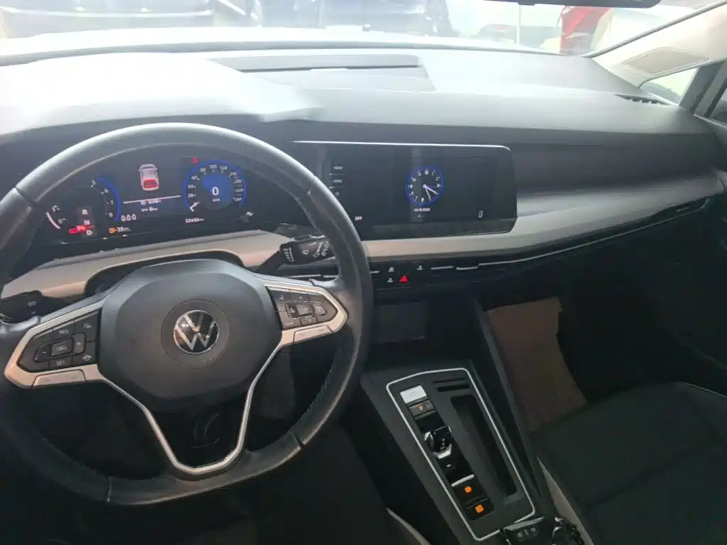 Volkswagen Golf — миниатюра 10