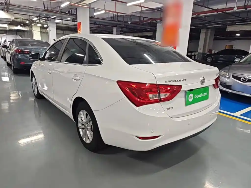 Buick Excelle — миниатюра 5