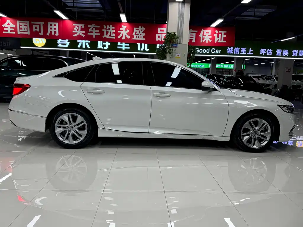 Honda Accord — миниатюра 8