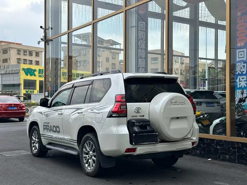Toyota Prado — миниатюра 13