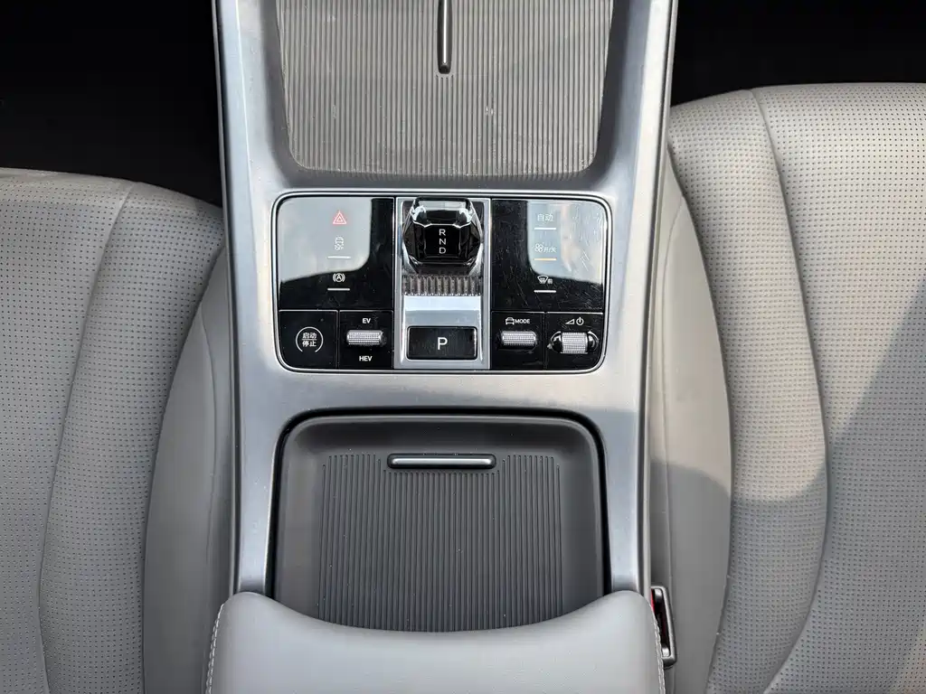BYD Seal — миниатюра 11