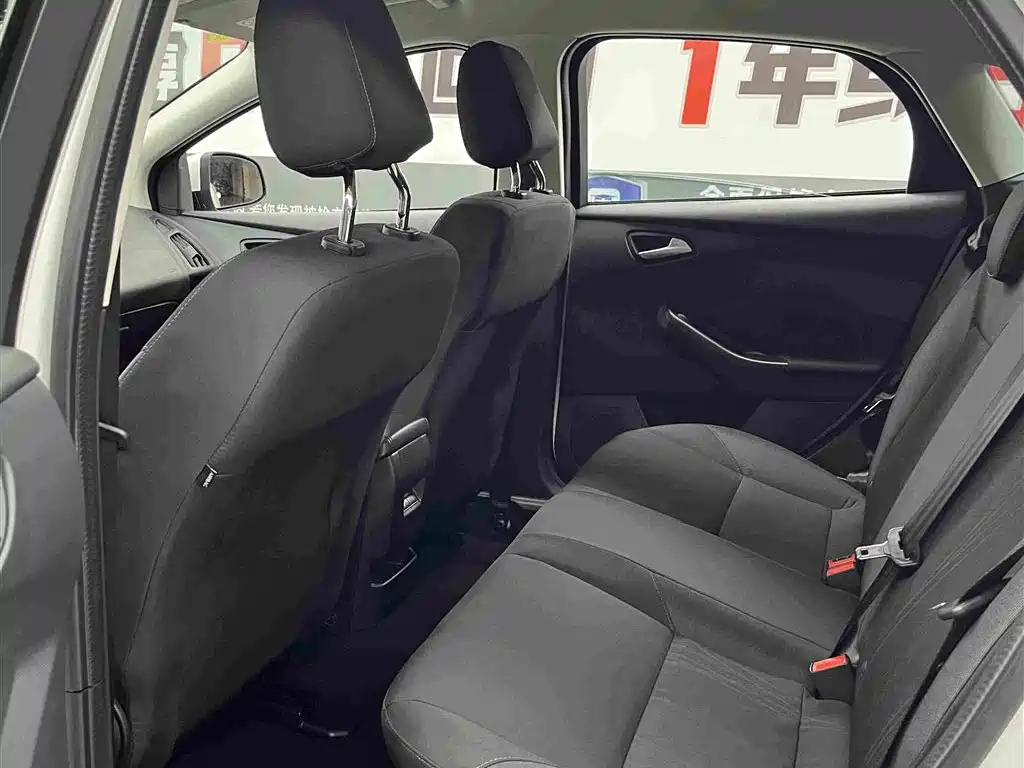 Ford Focus — миниатюра 4