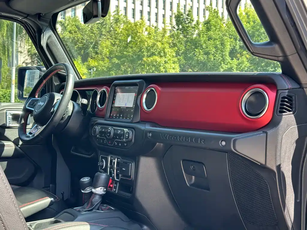 Jeep Wrangler — миниатюра 7