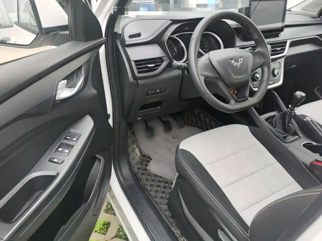 Wuling Hongguang S3 — миниатюра 16