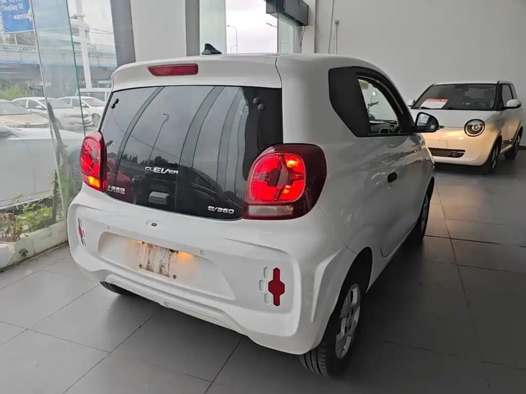 Roewe Clever — миниатюра 7
