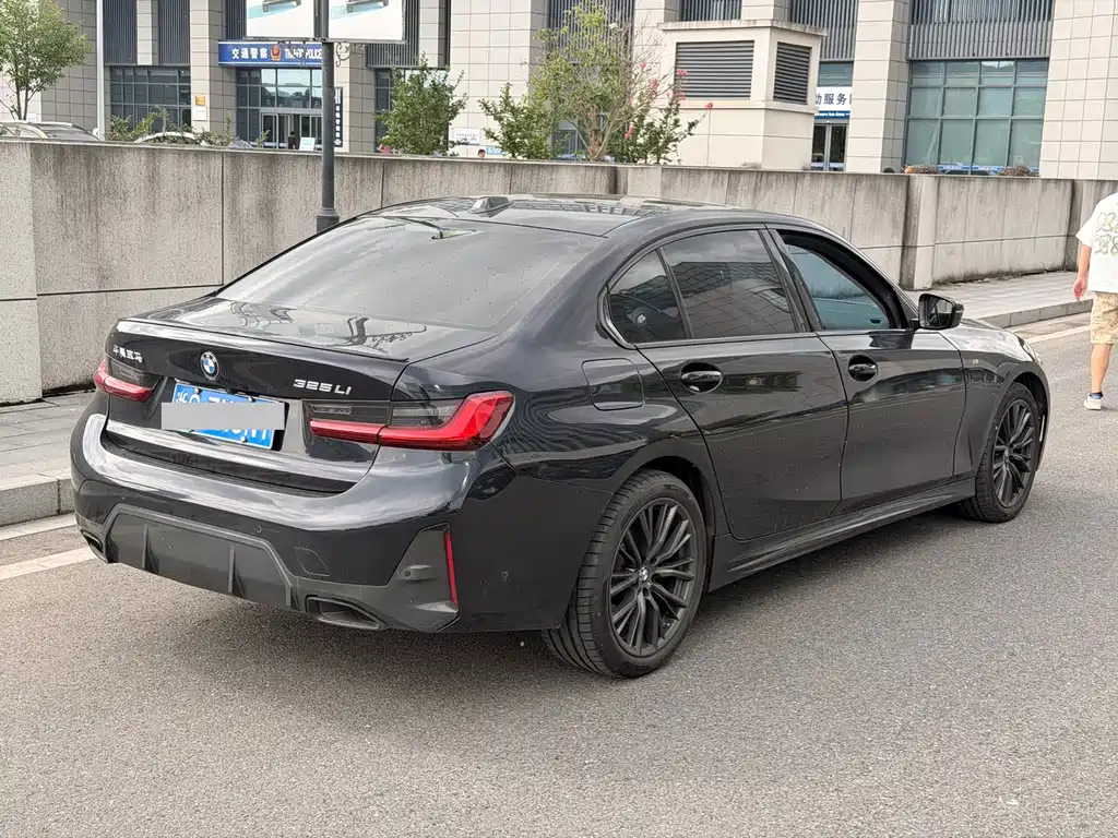 BMW 3 Series — миниатюра 5