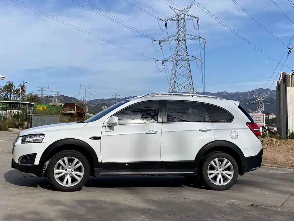 Chevrolet Captiva — миниатюра 4