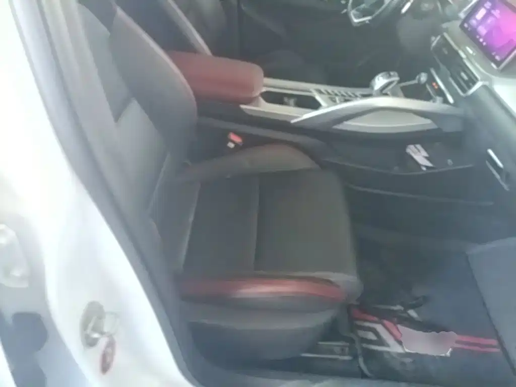 Geely Binyue — миниатюра 25