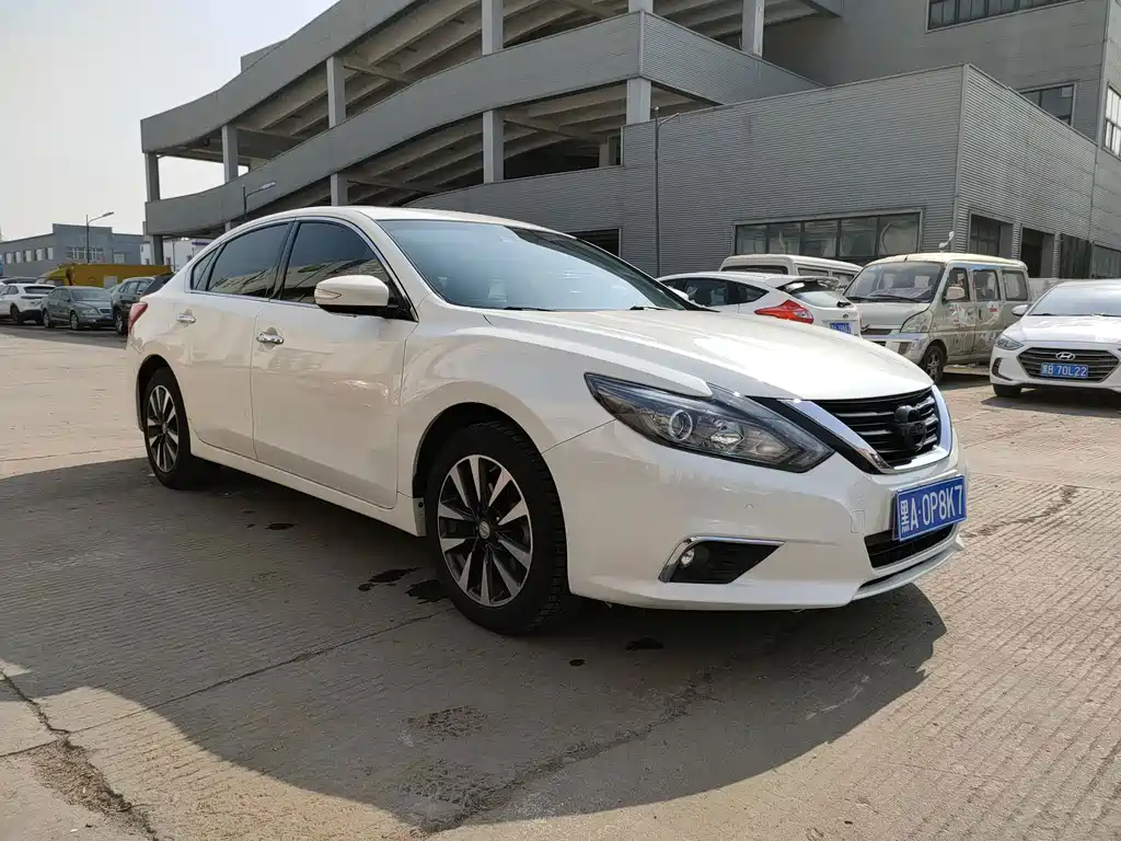 Nissan Teana — миниатюра 12