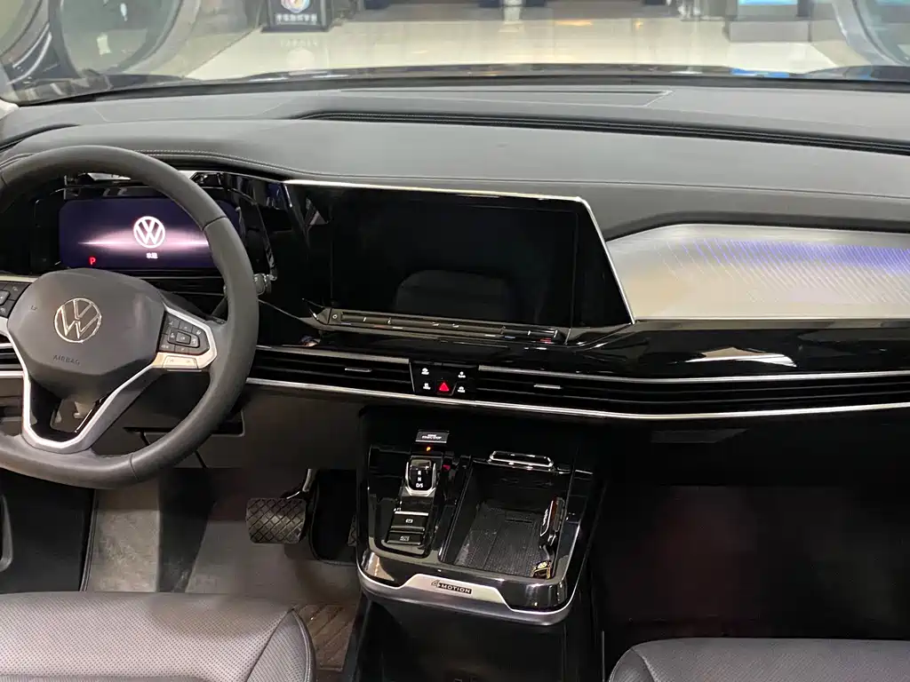 Volkswagen Talagon — миниатюра 9
