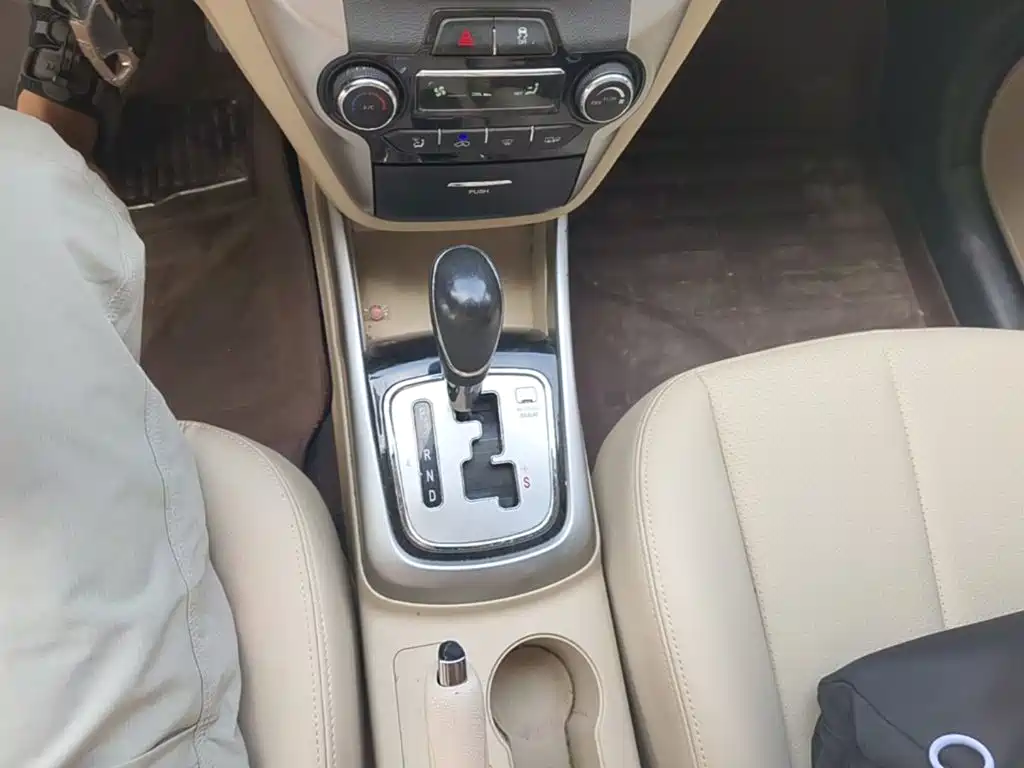 Changan Eado — миниатюра 14