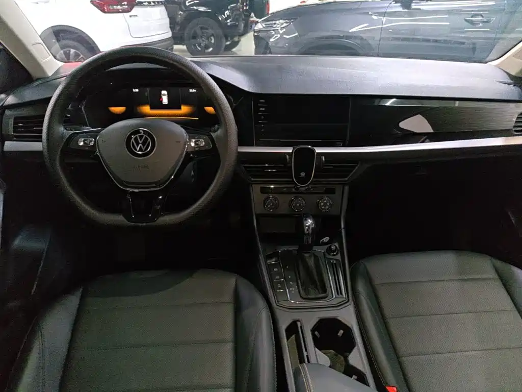 Volkswagen Lavida — миниатюра 10