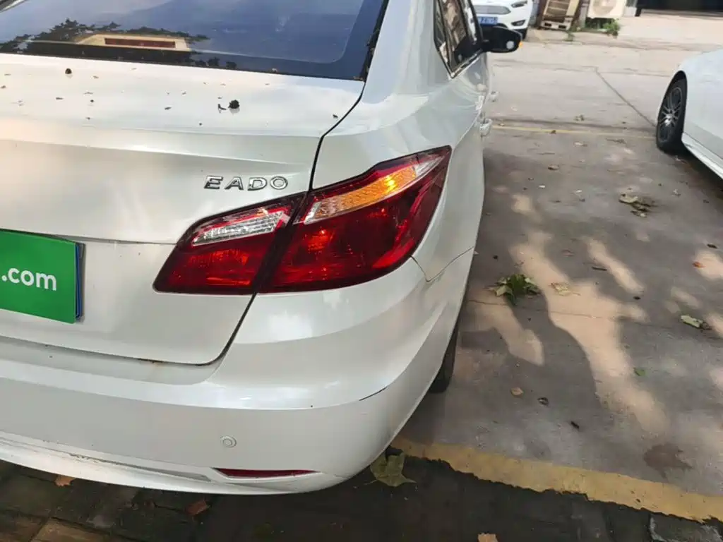 Changan Eado — миниатюра 8