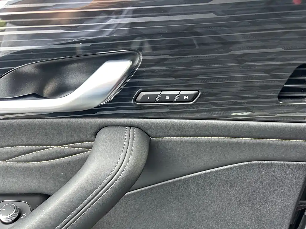 Geely Xingyue L — миниатюра 17