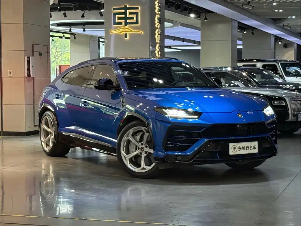 Lamborghini Urus — миниатюра 3