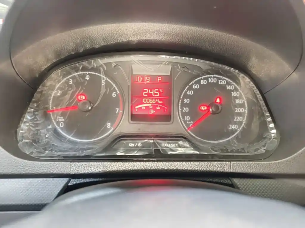 Volkswagen Jetta — миниатюра 12
