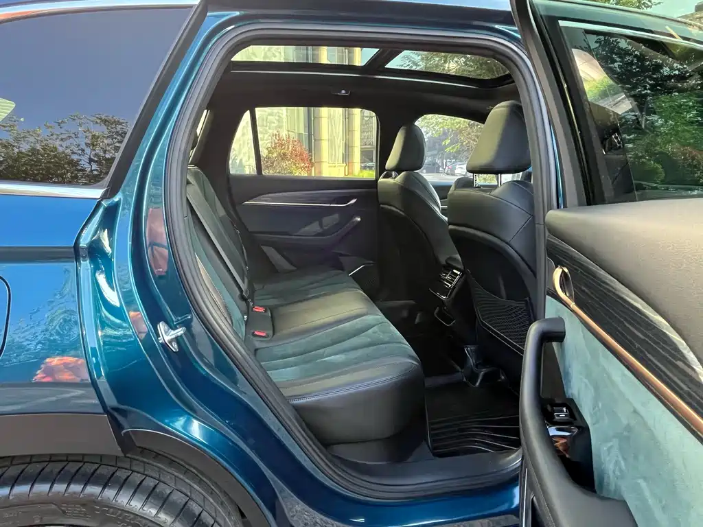 GEELY AUTOMOBILE XINGYUE L