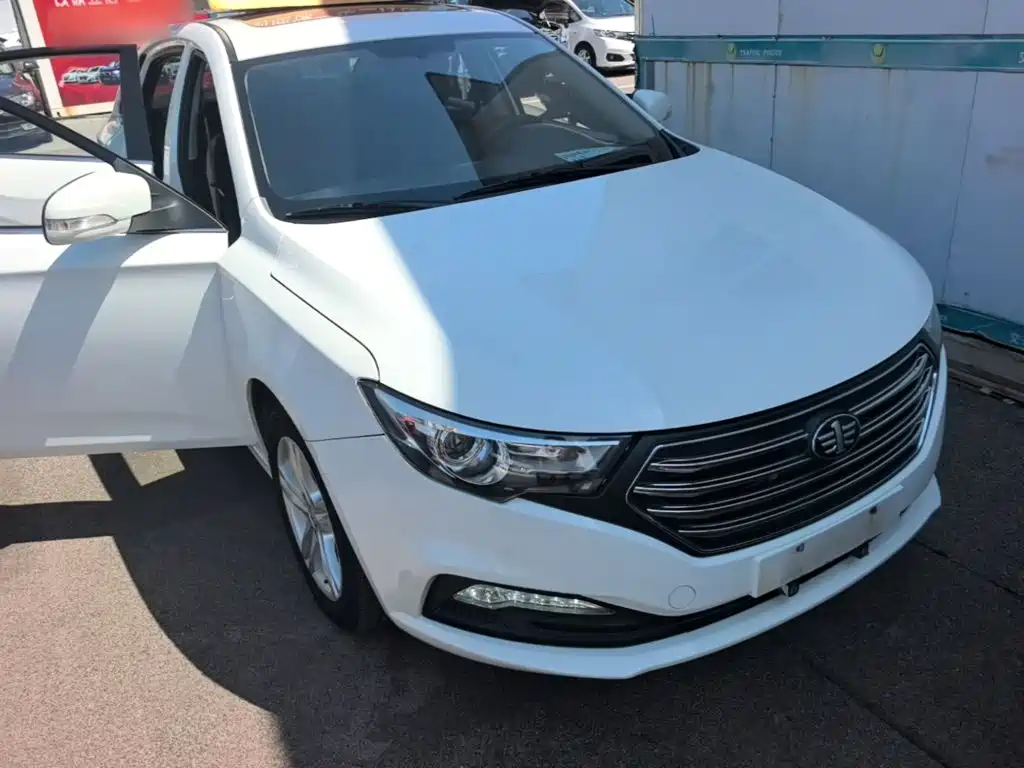 Bestune B30 — миниатюра 4