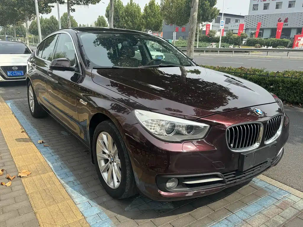 BMW 5 Series GT — миниатюра 3