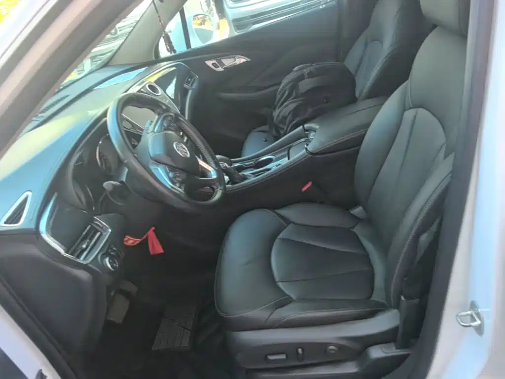 Buick Envision Plus — миниатюра 15