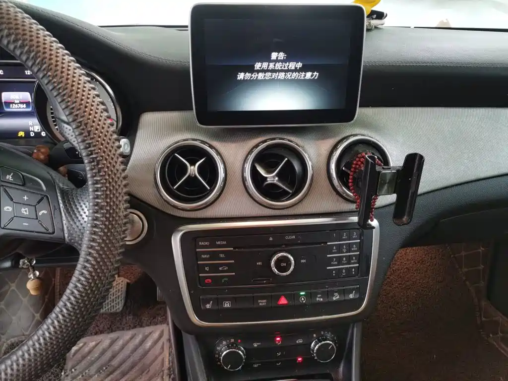 Mercedes-Benz GLA — миниатюра 14