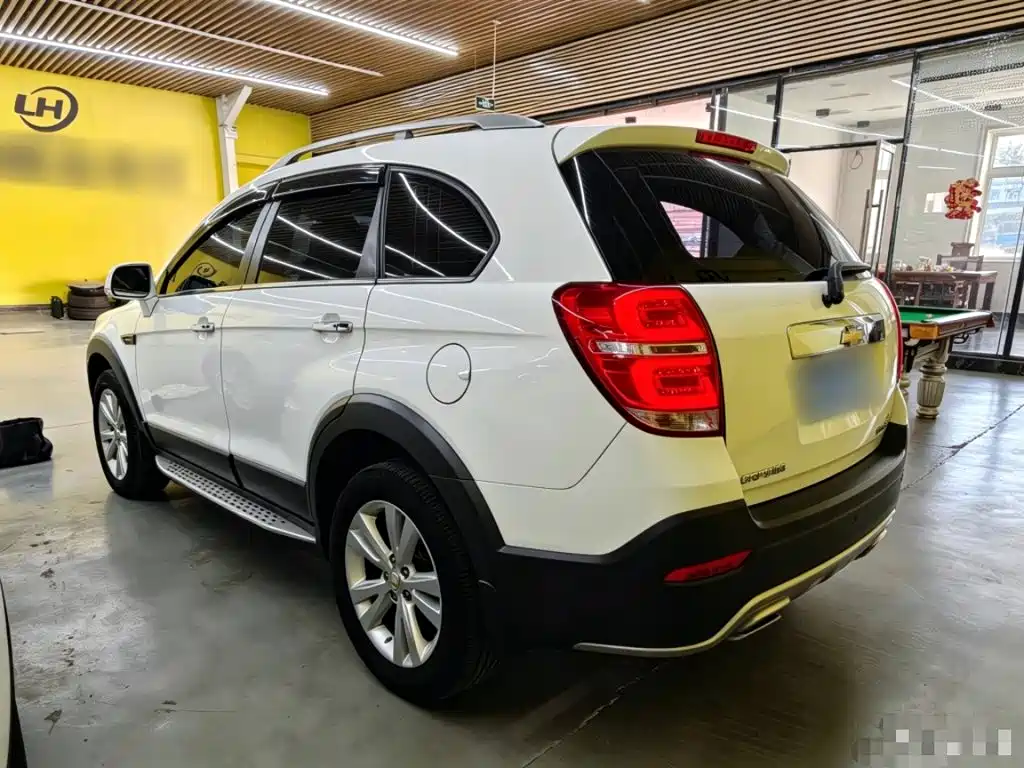 Chevrolet Captiva — миниатюра 5