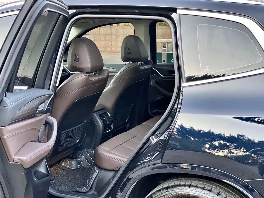 BMW X3 — миниатюра 6