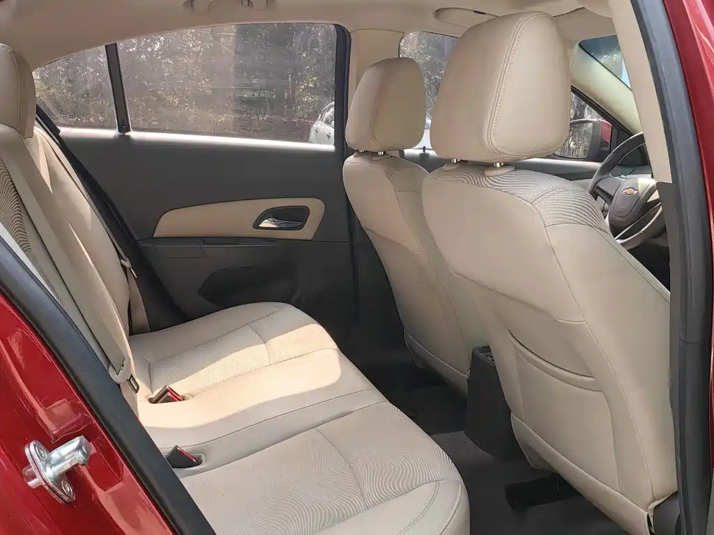 Chevrolet Cruze — миниатюра 7