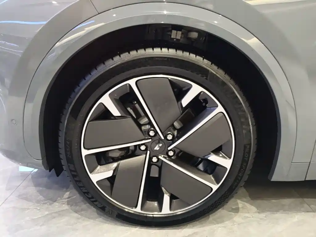 Li Auto Li L7 — миниатюра 23