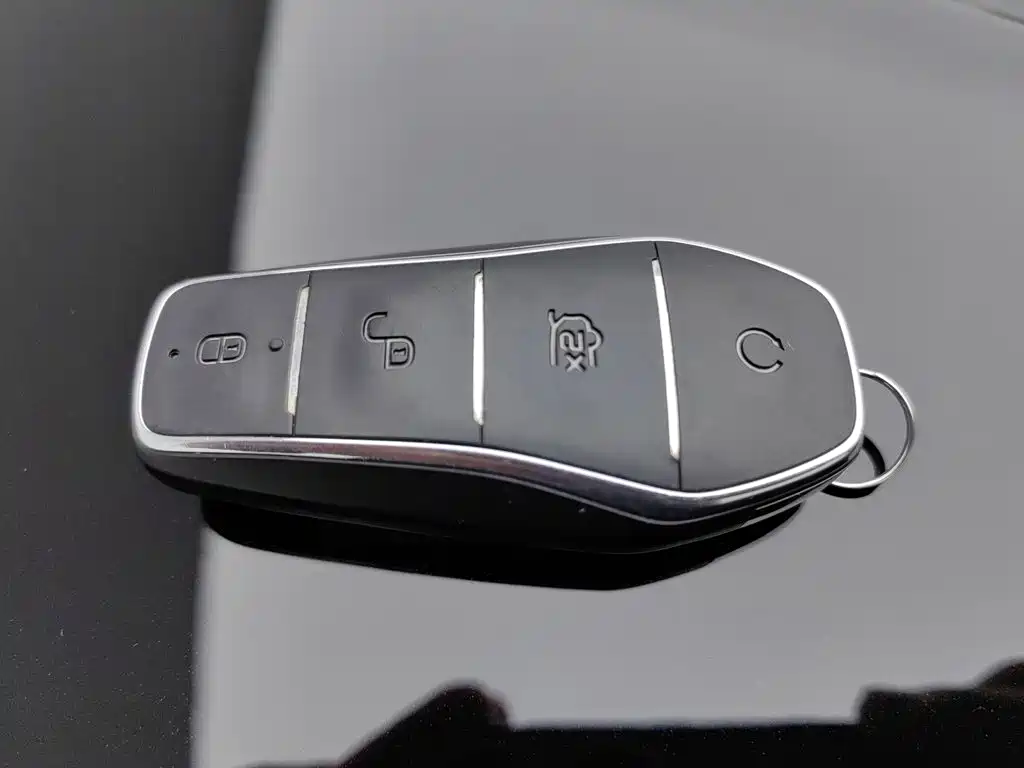 BYD Han — миниатюра 19