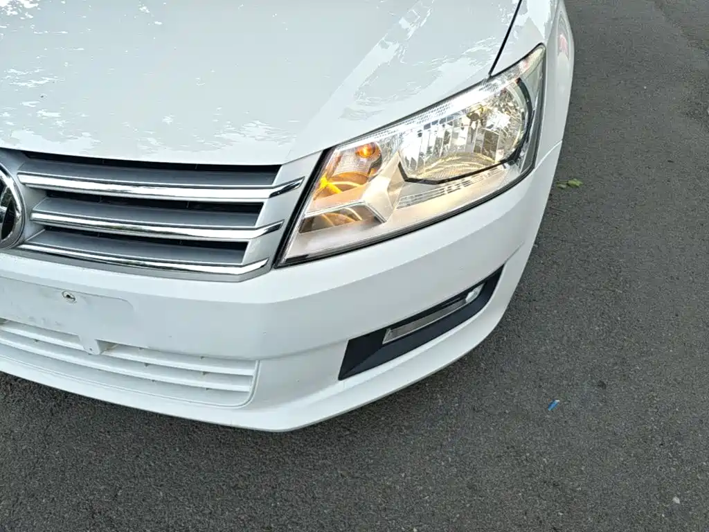 Volkswagen Santana — миниатюра 24