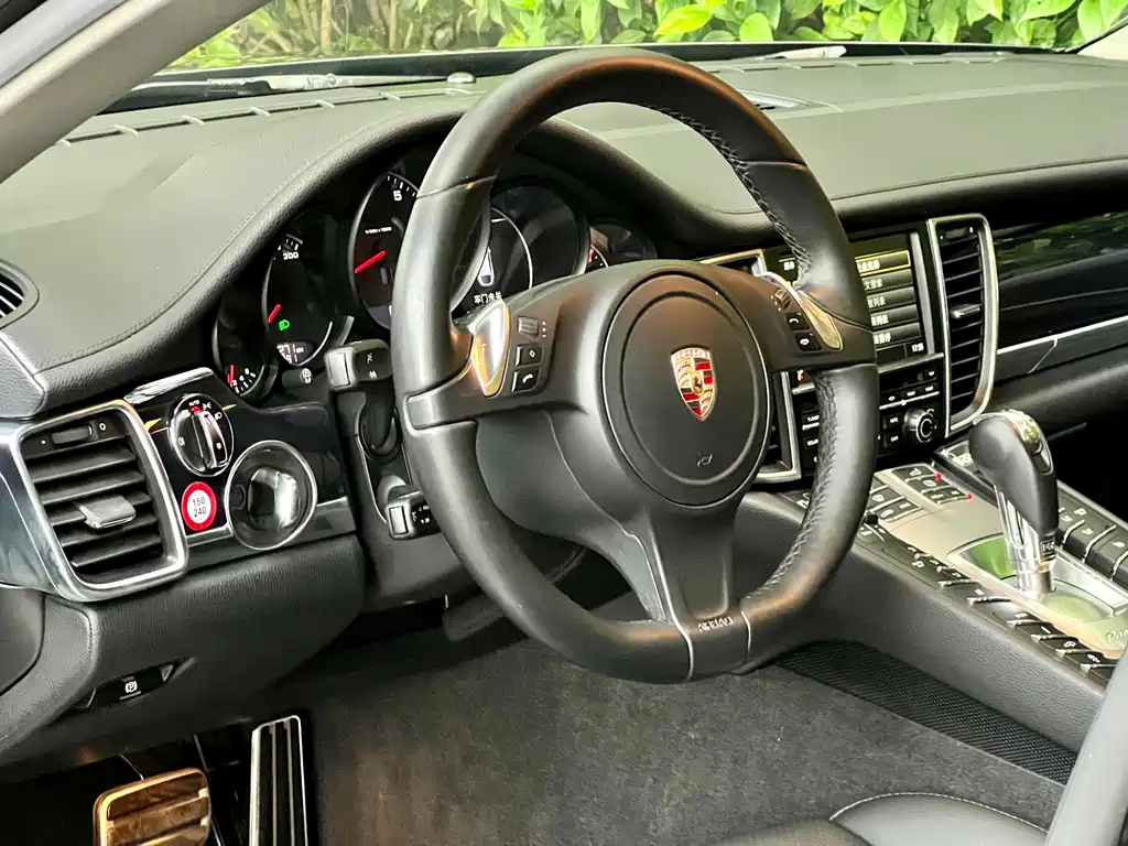 Porsche Panamera — миниатюра 16