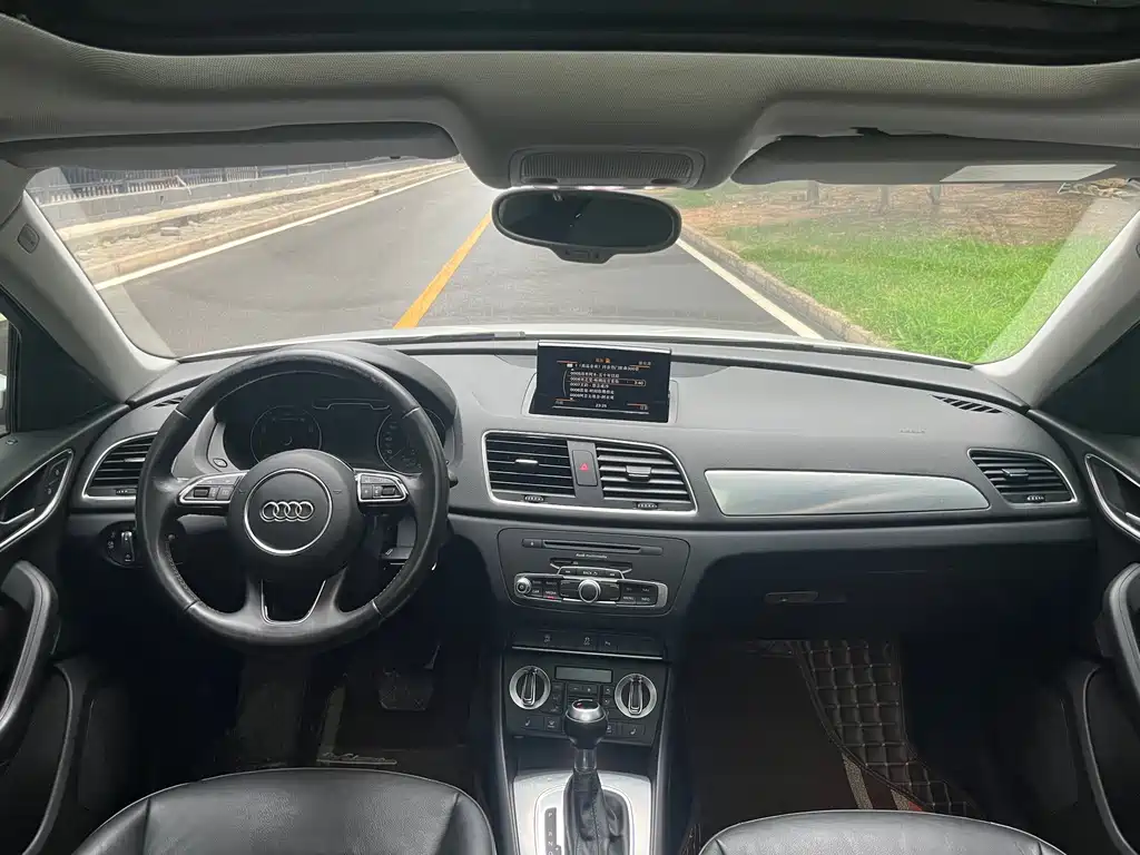 Audi Q3 35 TFSI Comfort Type, фото 13